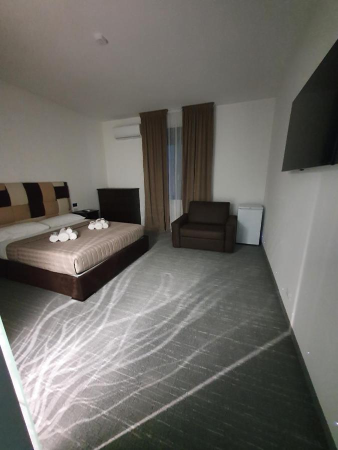 Camere Fiera Verona - Casanostra Экстерьер фото